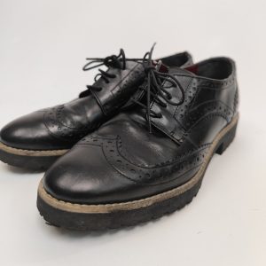 black-leather-shoe